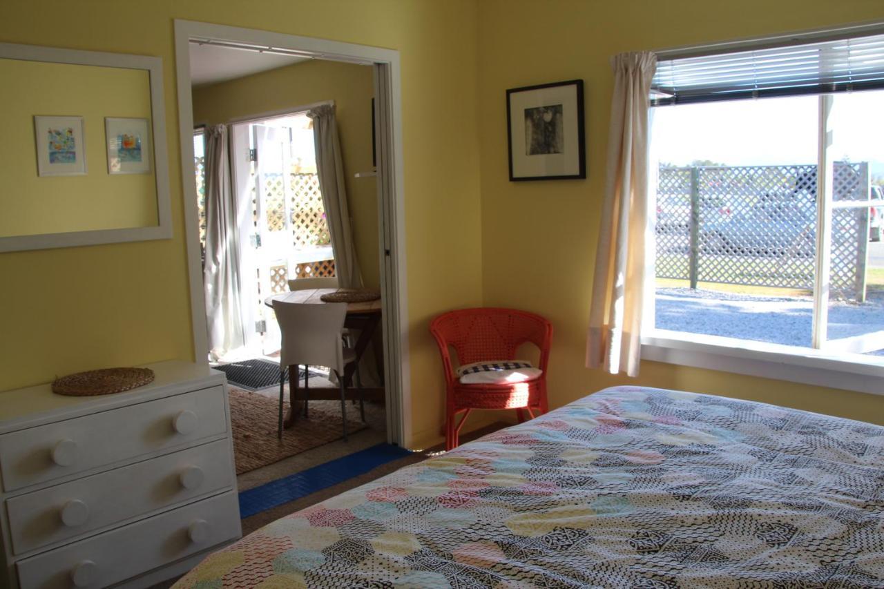 Laughing Fish Studio Apartment Mapua Bagian luar foto